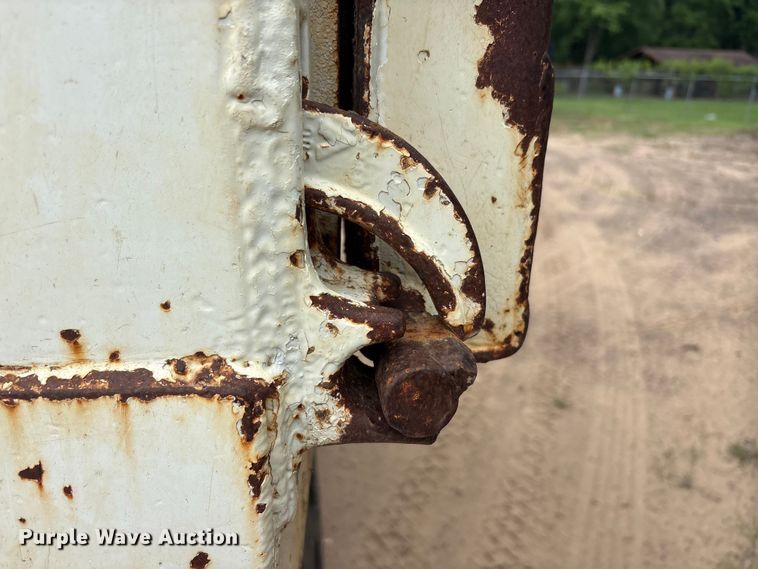 image for item ET2008 1999 Western Star 4900 dump truck