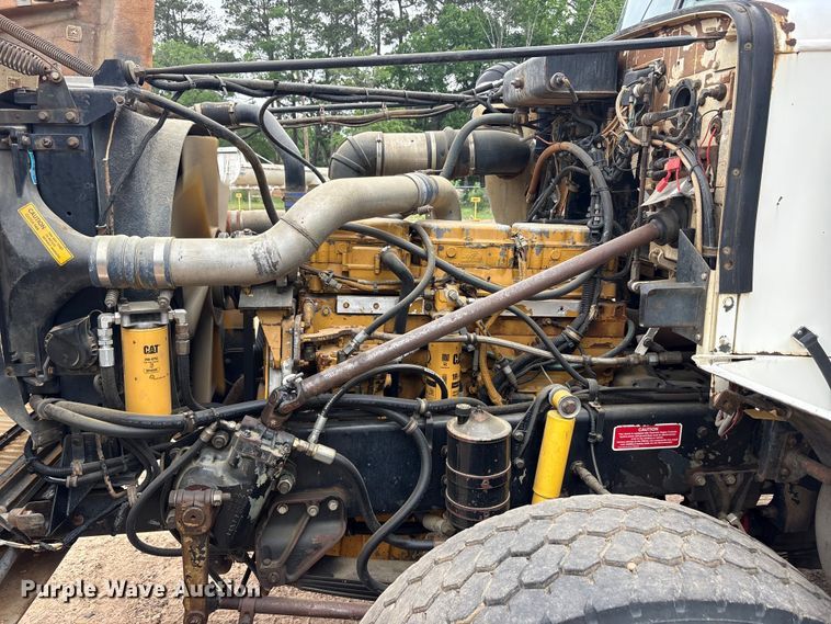 image for item ET2008 1999 Western Star 4900 dump truck