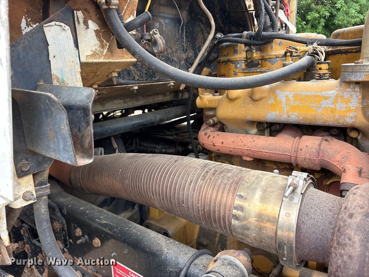 image for item ET2008 1999 Western Star 4900 dump truck