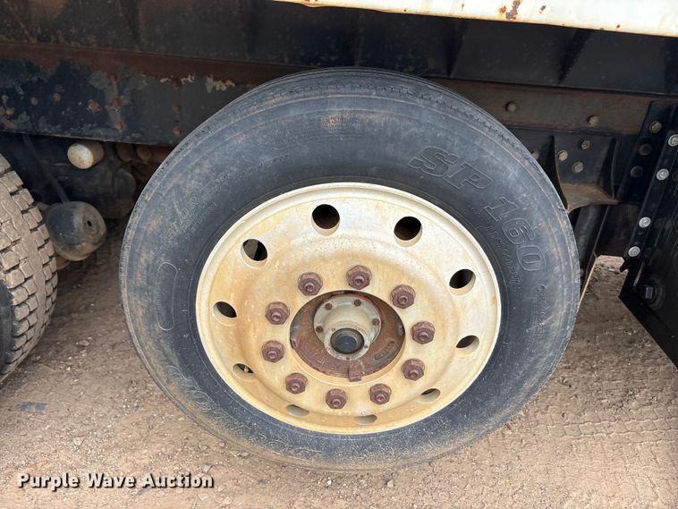image for item ET2008 1999 Western Star 4900 dump truck