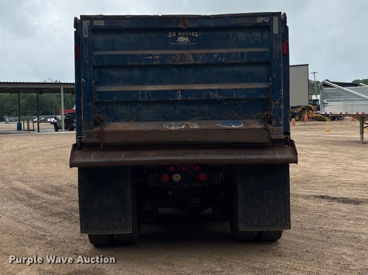 image for item ET2009 2007 Mack CV713 dump truck