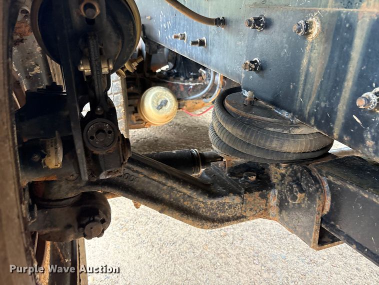 image for item ET2009 2007 Mack CV713 dump truck