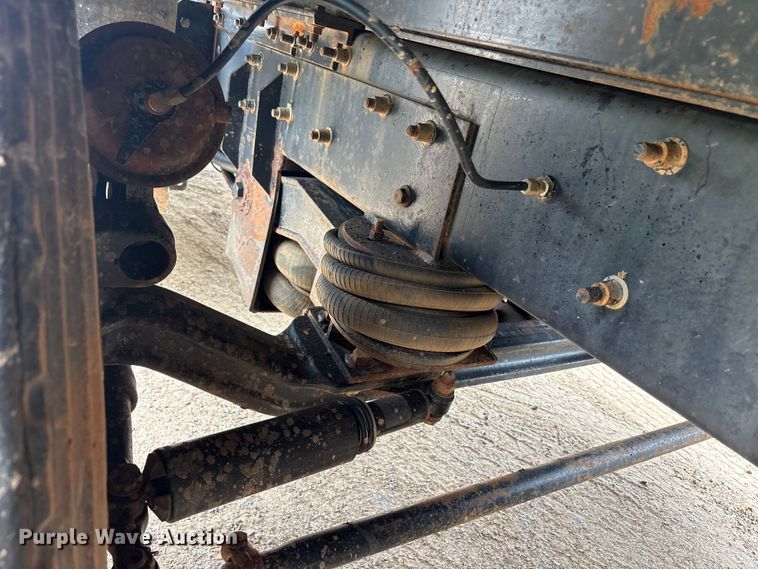 image for item ET2009 2007 Mack CV713 dump truck