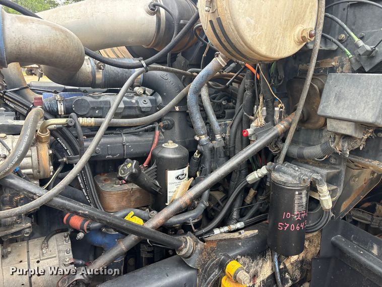 image for item ET2009 2007 Mack CV713 dump truck