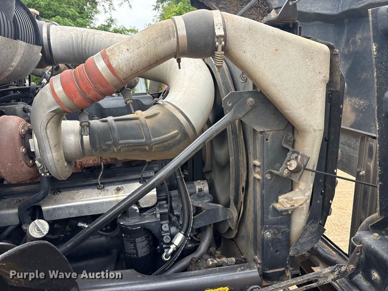 image for item ET2009 2007 Mack CV713 dump truck