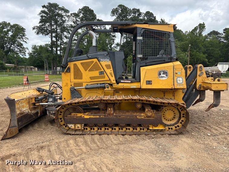 image for item ET2011 2017 John Deere 700K LGP dozer