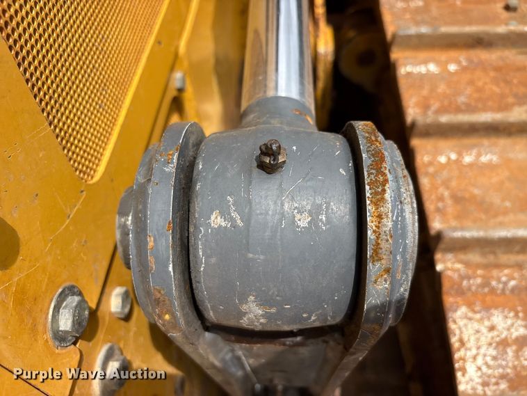 image for item ET2011 2017 John Deere 700K LGP dozer
