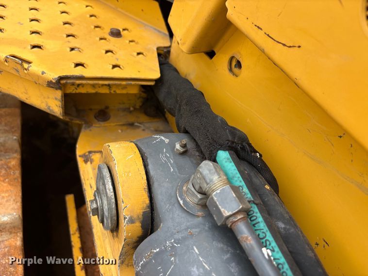 image for item ET2011 2017 John Deere 700K LGP dozer