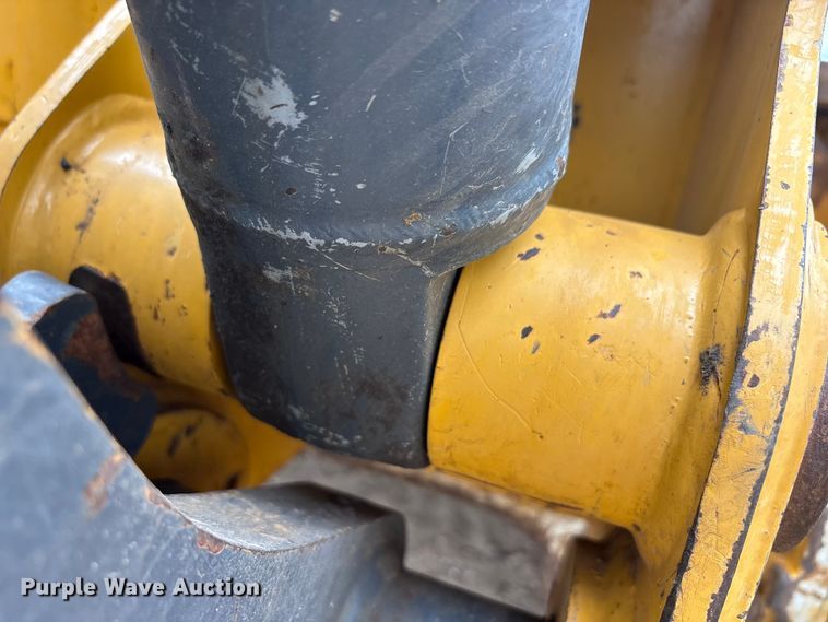 image for item ET2011 2017 John Deere 700K LGP dozer