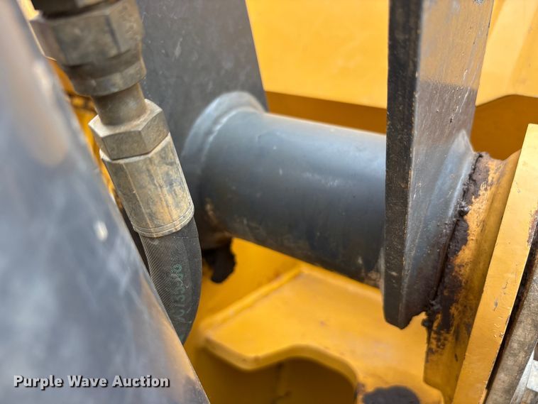image for item ET2011 2017 John Deere 700K LGP dozer