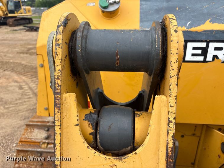 image for item ET2011 2017 John Deere 700K LGP dozer