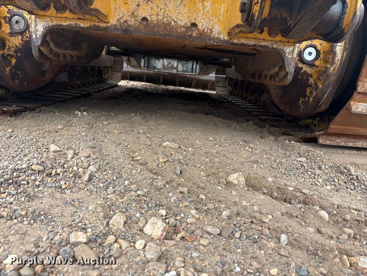 image for item ET2011 2017 John Deere 700K LGP dozer