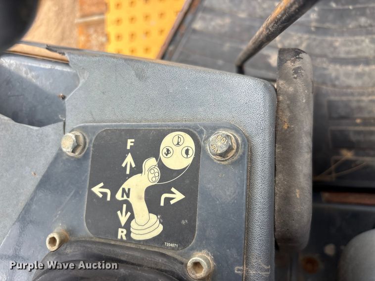 image for item ET2011 2017 John Deere 700K LGP dozer