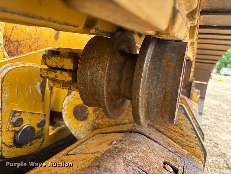 image for item ET2011 2017 John Deere 700K LGP dozer