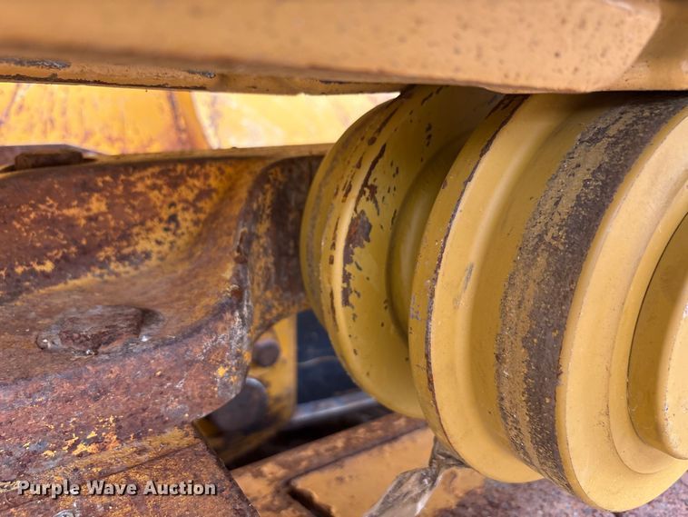 image for item ET2011 2017 John Deere 700K LGP dozer