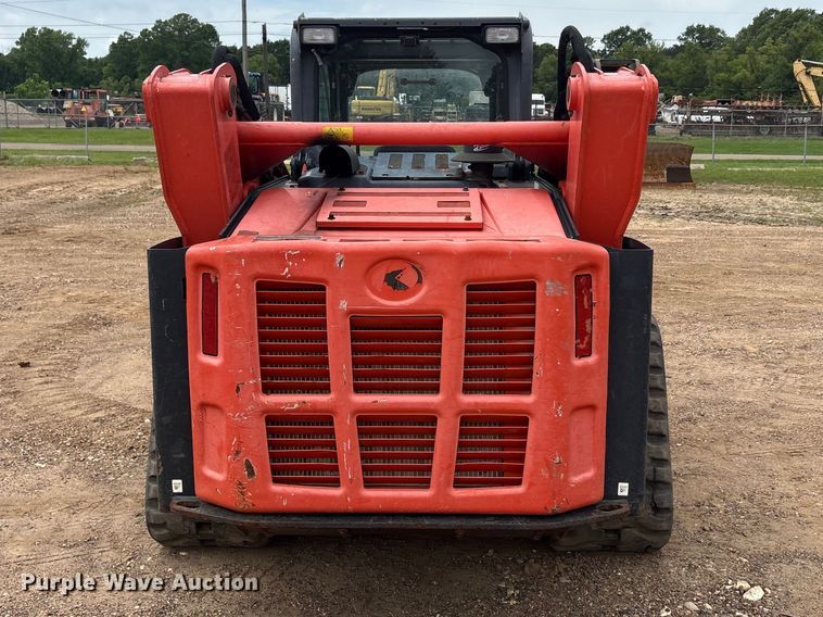image for item ET2012 2018 Kubota SVL 95 tracked skid steer loader
