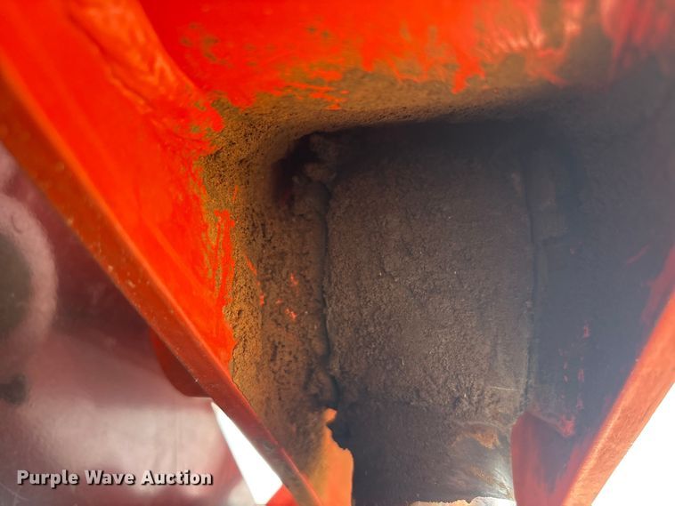 image for item ET2012 2018 Kubota SVL 95 tracked skid steer loader