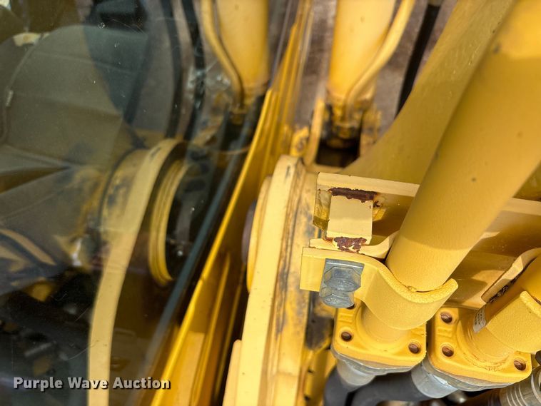image for item ET2013 2014 Komatsu PC360LC-10 excavator