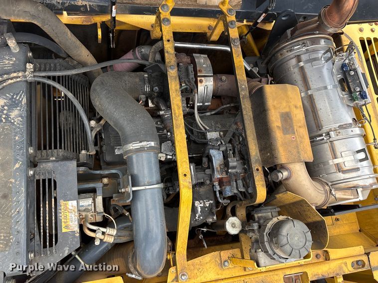 image for item ET2013 2014 Komatsu PC360LC-10 excavator
