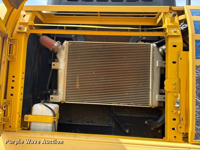 image for item ET2013 2014 Komatsu PC360LC-10 excavator
