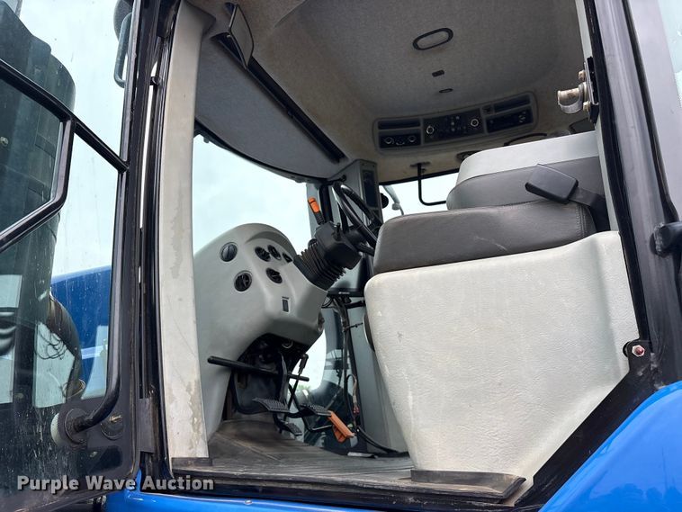 image for item ET2016 2019 New Holland T9.645S Scraper Special 4WD tractor