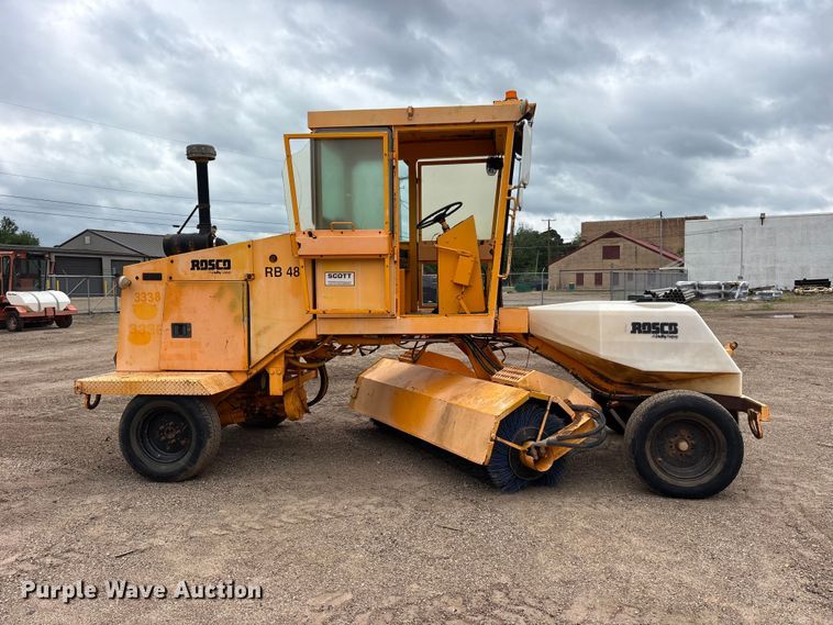 image for item ET2018 Rosco RB-48 broom