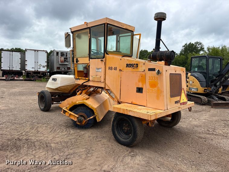 image for item ET2018 Rosco RB-48 broom