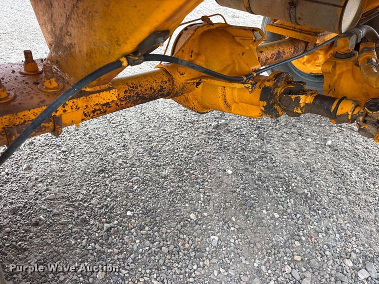 image for item ET2018 Rosco RB-48 broom