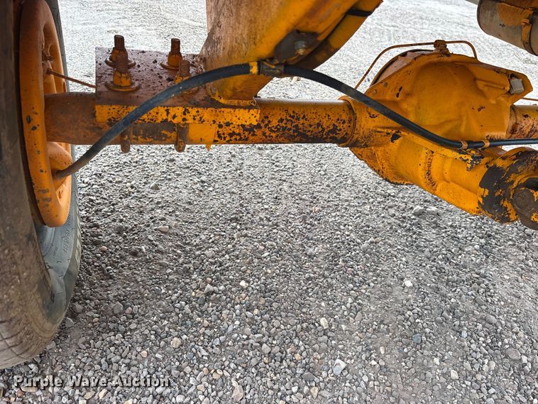 image for item ET2018 Rosco RB-48 broom