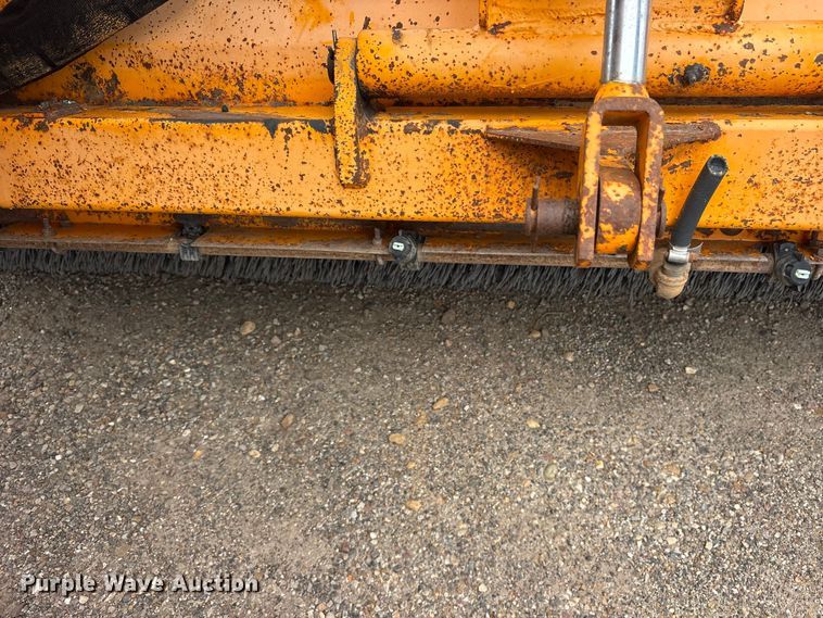 image for item ET2018 Rosco RB-48 broom