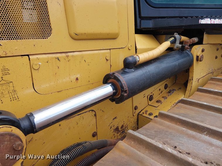 image for item ET2019 2017 Caterpillar D6K2 LGP dozer