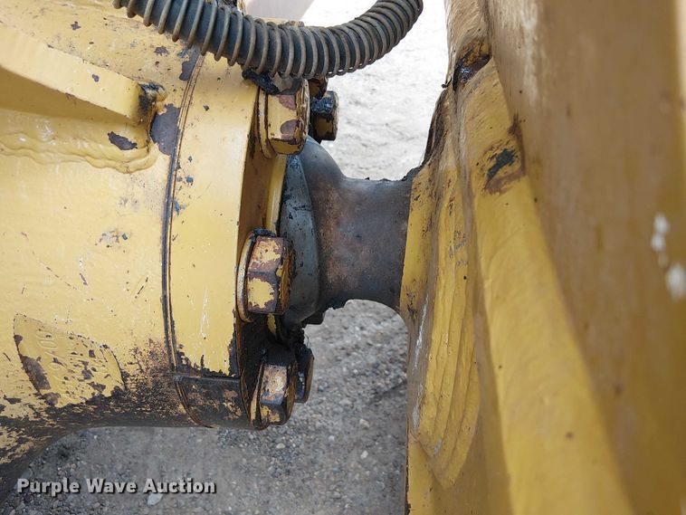 image for item ET2019 2017 Caterpillar D6K2 LGP dozer