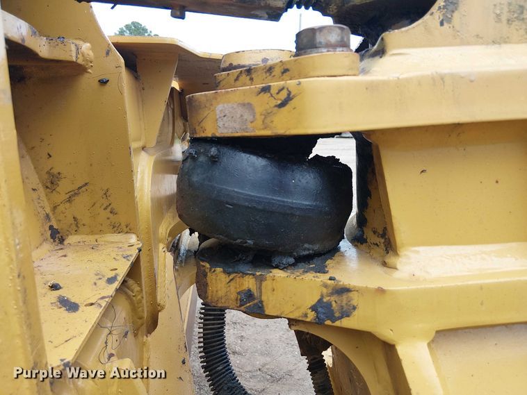 image for item ET2019 2017 Caterpillar D6K2 LGP dozer