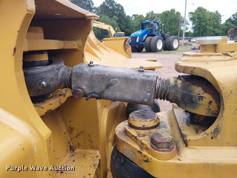 image for item ET2019 2017 Caterpillar D6K2 LGP dozer