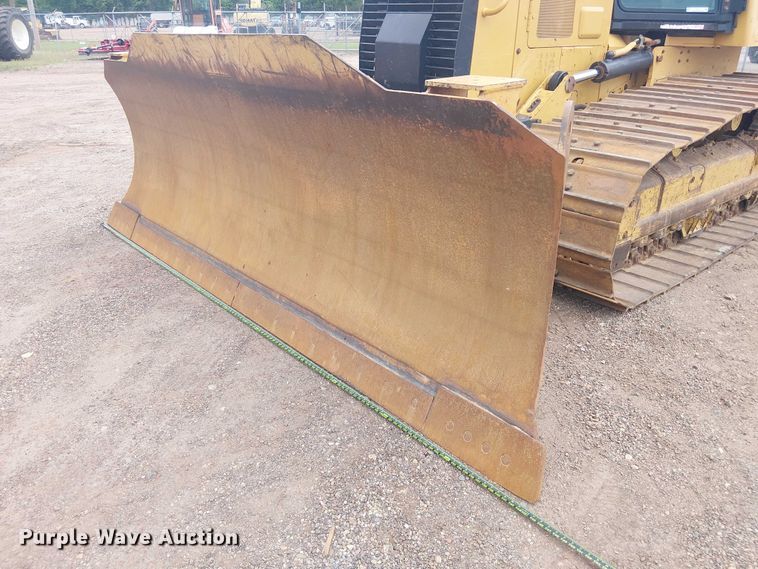 image for item ET2019 2017 Caterpillar D6K2 LGP dozer
