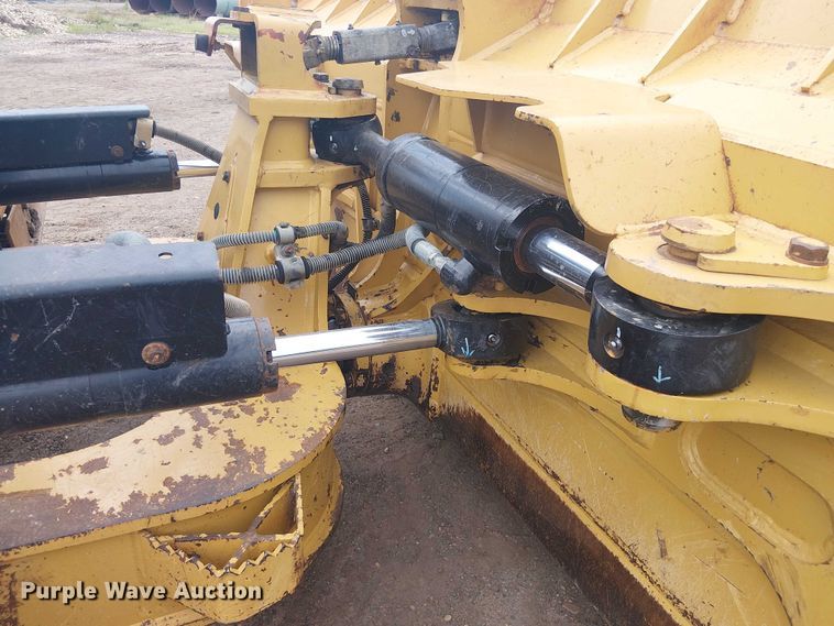 image for item ET2019 2017 Caterpillar D6K2 LGP dozer