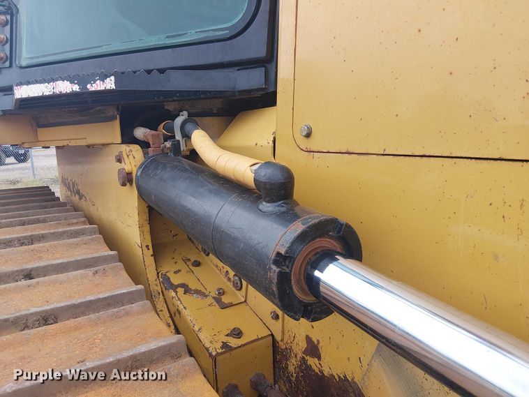 image for item ET2019 2017 Caterpillar D6K2 LGP dozer