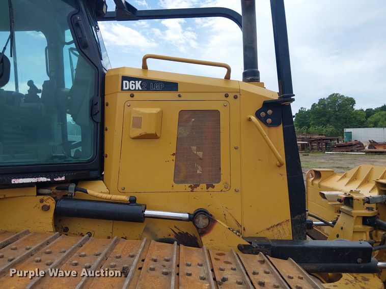 image for item ET2019 2017 Caterpillar D6K2 LGP dozer