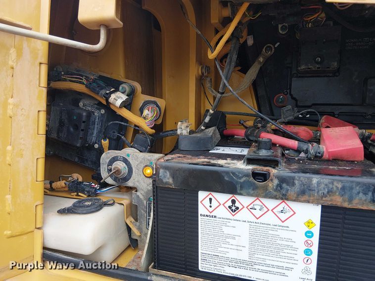 image for item ET2019 2017 Caterpillar D6K2 LGP dozer