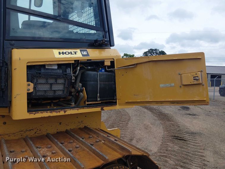 image for item ET2019 2017 Caterpillar D6K2 LGP dozer