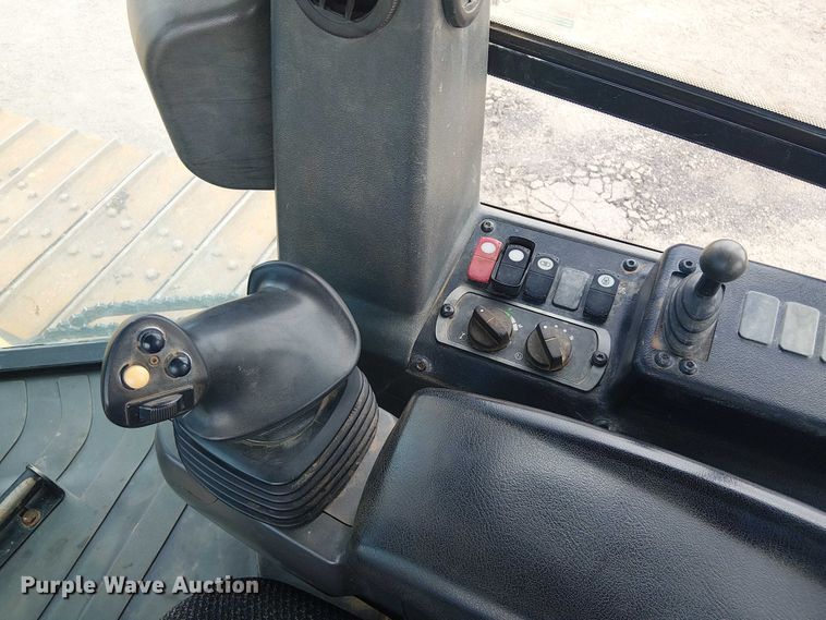 image for item ET2019 2017 Caterpillar D6K2 LGP dozer