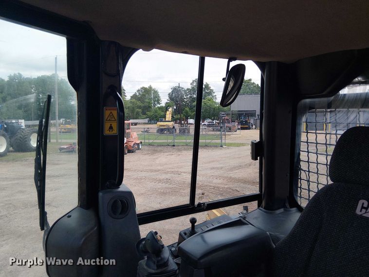 image for item ET2019 2017 Caterpillar D6K2 LGP dozer