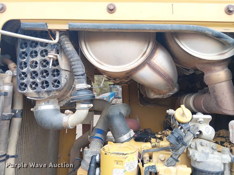 image for item ET2019 2017 Caterpillar D6K2 LGP dozer