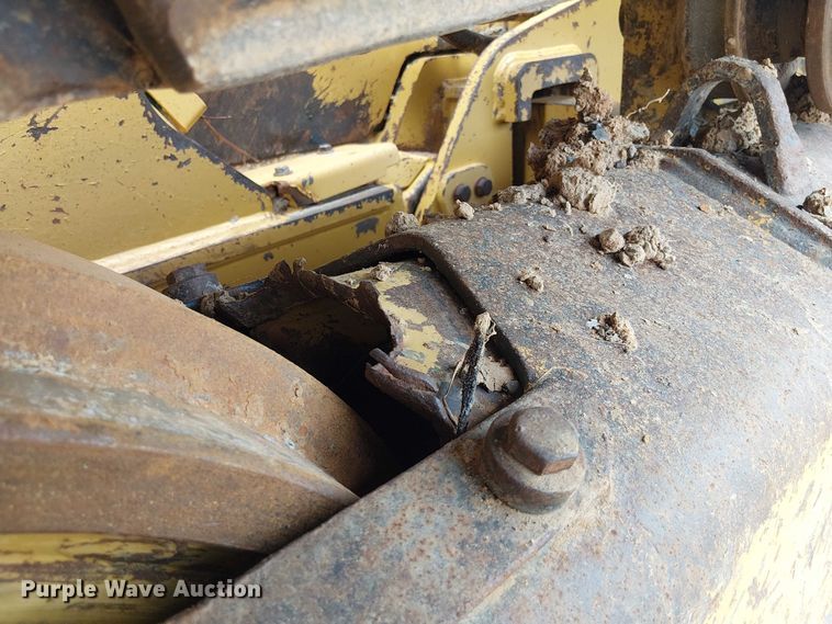 image for item ET2019 2017 Caterpillar D6K2 LGP dozer