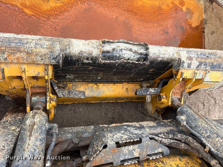 image for item ET2026 2017 John Deere 317G tracked skid steer loader
