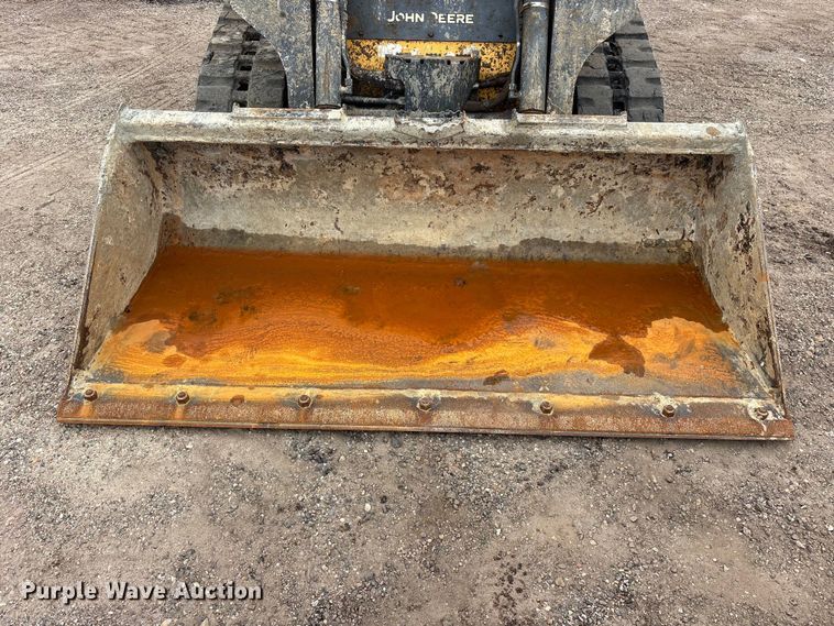 image for item ET2026 2017 John Deere 317G tracked skid steer loader
