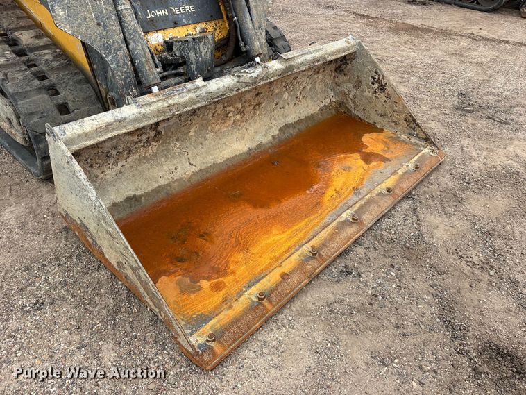 image for item ET2026 2017 John Deere 317G tracked skid steer loader