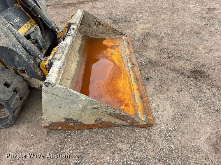 image for item ET2026 2017 John Deere 317G tracked skid steer loader