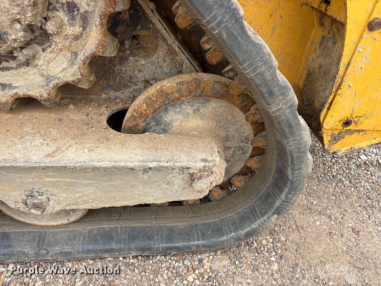 image for item ET2026 2017 John Deere 317G tracked skid steer loader