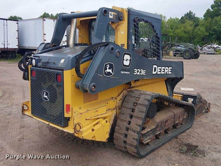 image for item ET2027 2017 John Deere 323E tracked skid steer loader